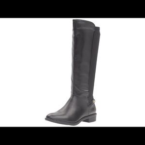 NWOT Same Edelman Pia Lillian Boots
